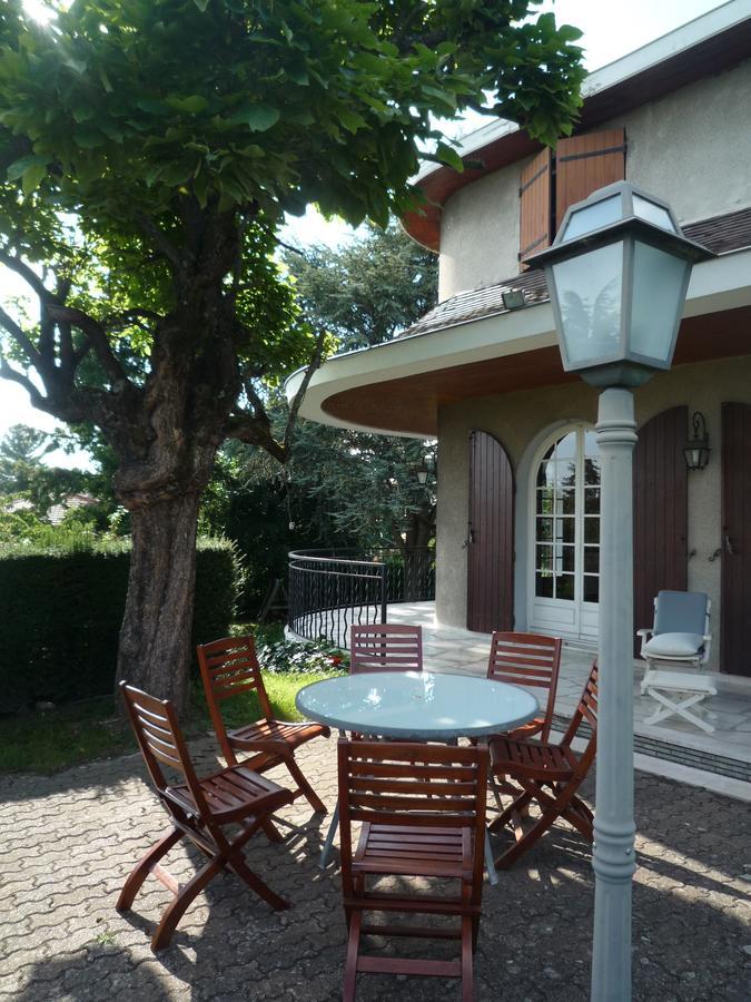Bed and Breakfast La Maison Des Bonheurs Rillieux-la-Pape Exterior foto